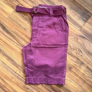 BURGUNDY MOSSIMO SHORTS 🍷